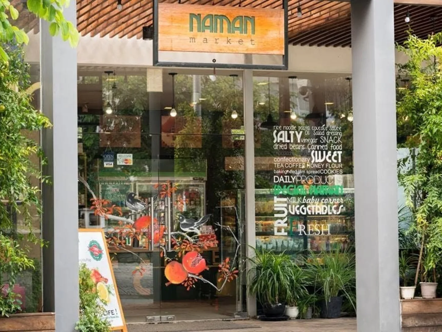 Mặt tiền si&ecirc;u thị ngoại nhập Nam An Market tại TP.HCM